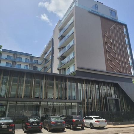 Rt Properties @ The Lennox Airport Residential Accra Extérieur photo