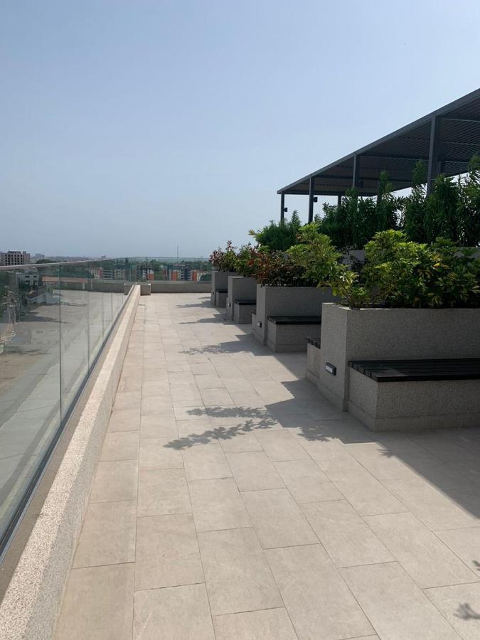 Rt Properties @ The Lennox Airport Residential Accra Extérieur photo