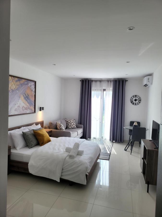 Rt Properties @ The Lennox Airport Residential Accra Extérieur photo